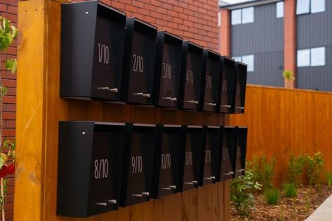 Photo of property in 4/10 Wilsher Crescent, Henderson, Auckland, 0612