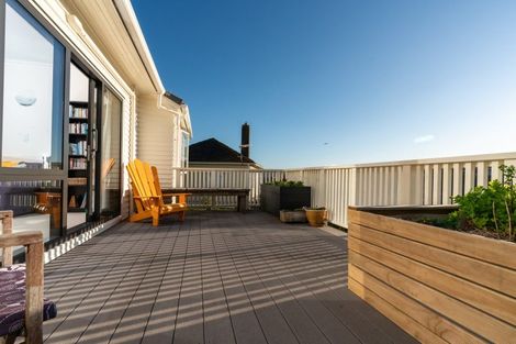 Photo of property in 167 Totara Road, Miramar, Wellington, 6022