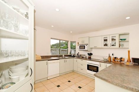 Photo of property in 151e Colwill Road, Massey, Auckland, 0614