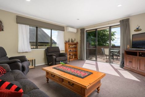 Photo of property in 45 Village Park Drive, Welcome Bay, Tauranga, 3112