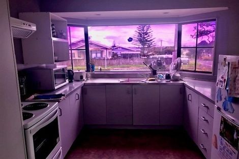 Photo of property in 31 Avenue Road, Otahuhu, Auckland, 1062