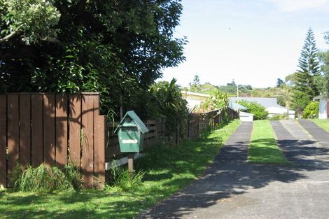 Photo of property in 79 Crawford Avenue, Mangere Bridge, Auckland, 2022