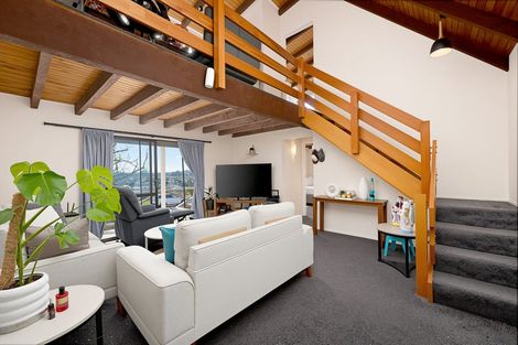 Photo of property in 2 Raelene Place, Massey, Auckland, 0614