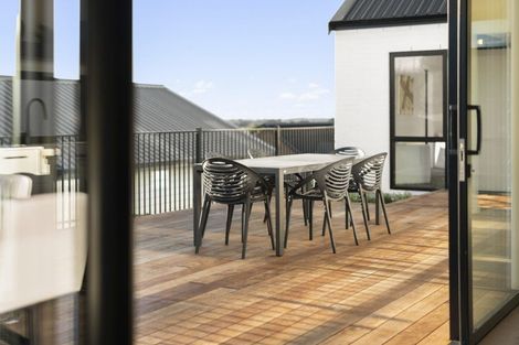 Photo of property in 10 Kerr Crescent, Patumahoe, 2679