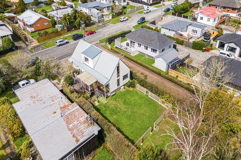 Photo of property in 22 Tapu Road, Huapai, Kumeu, 0810