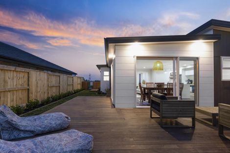 Photo of property in 11 Monaro Place, Papamoa, 3118