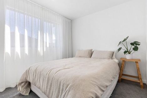 Photo of property in 16c Hamurana Place, Te Atatu Peninsula, Auckland, 0610