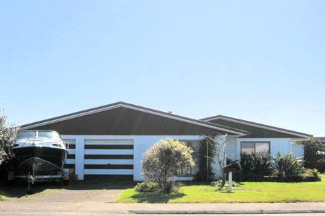 Photo of property in 3 Cholmondeley Crescent, Whitianga, 3510