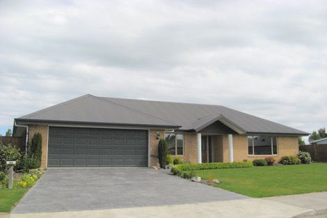 Photo of property in 44 Panckhurst Drive, Woodend, 7610