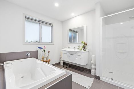 Photo of property in 50 Erskine Street, Lake Hayes, Queenstown, 9304