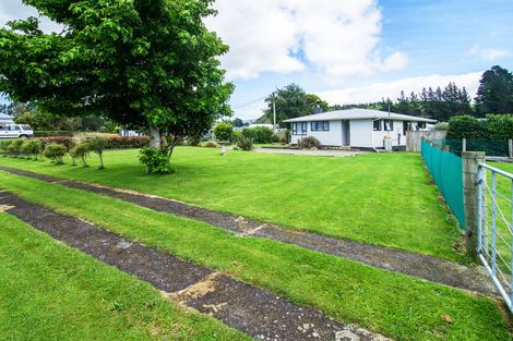 Photo of property in 30 Bridge Street, Eketahuna, 4900