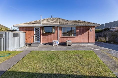 Photo of property in 28 Chedworth Avenue, Bishopdale, Christchurch, 8053