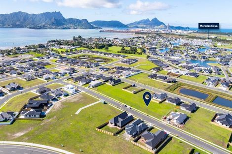 Photo of property in 15 Taurangawaka Road, One Tree Point, 0118