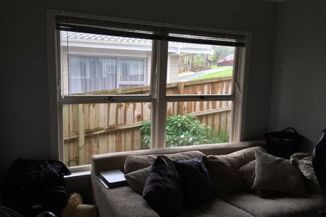 Photo of property in 22 Shanaway Rise, Hillcrest, Auckland, 0627