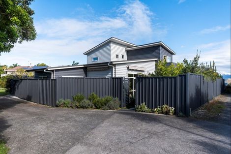 Photo of property in 35 Waione Avenue, Athenree, Waihi Beach, 3177