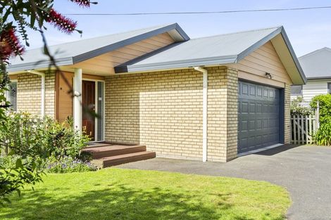 Photo of property in 57 Browning Street, Leamington, Cambridge, 3432