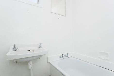 Photo of property in 72 Tyndall Road, Outer Kaiti, Gisborne, 4010