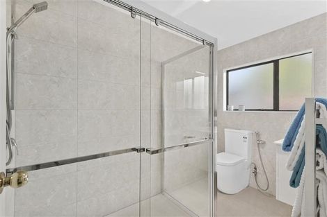 Photo of property in 2/111 Donovan Street, Blockhouse Bay, Auckland, 0600