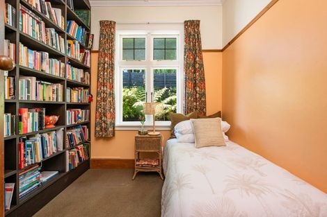 Photo of property in 383 Karori Road, Karori, Wellington, 6012