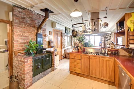 Photo of property in 80 Purakaunui Road, Mihiwaka, Port Chalmers, 9081