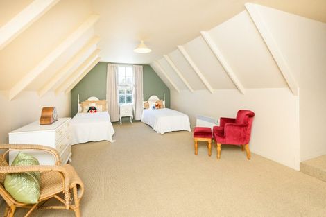 Photo of property in 31 Redwood Grove, Hokowhitu, Palmerston North, 4410