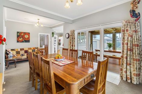 Photo of property in 17 Field Street, Aramoho, Whanganui, 4500