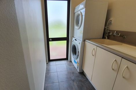 Photo of property in 5 Arthur Street, Hawera, 4674