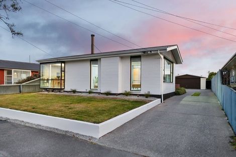 Photo of property in 15 Fairford Street, Bishopdale, Christchurch, 8053