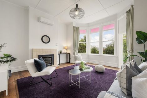 Photo of property in 55 Apuka Street, Brooklyn, Wellington, 6021