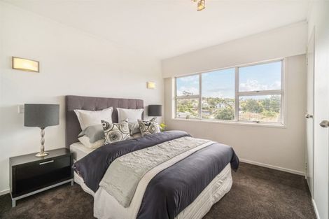 Photo of property in 11 Ponui Place, Mairangi Bay, Auckland, 0630