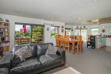 Photo of property in 36 Springbok Avenue, Whitianga, 3510