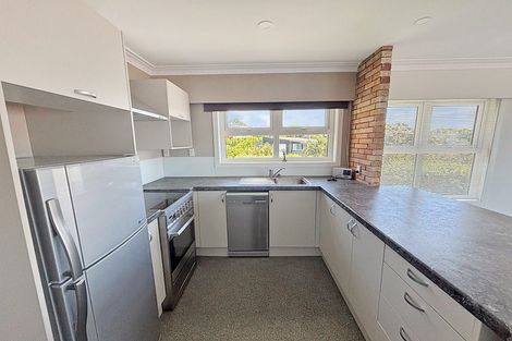 Photo of property in 1/3 Rangitoto View Road, Cockle Bay, Auckland, 2014