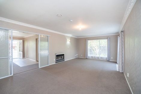 Photo of property in 120 John F Kennedy Drive, Milson, Palmerston North, 4414