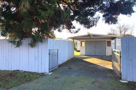 Photo of property in 1 Viola Place, Papakura, 2110