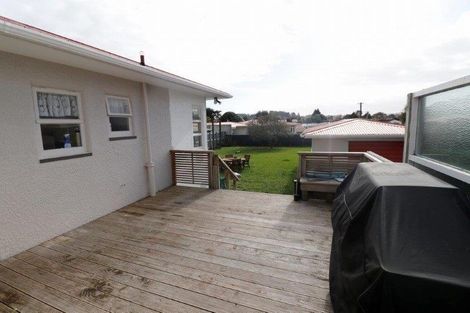 Photo of property in 68 Purnell Street, College Estate, Whanganui, 4500