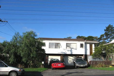 Photo of property in 3/10 Sunnyside Road, Sunnyvale, Auckland, 0612