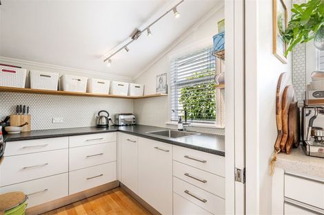 Photo of property in 12 Trigg Road, Huapai, Kumeu, 0810