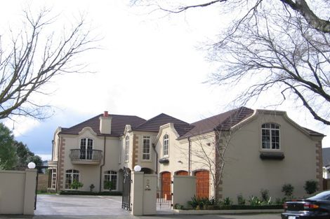 Photo of property in 5 Union Street, Hokowhitu, Palmerston North, 4410