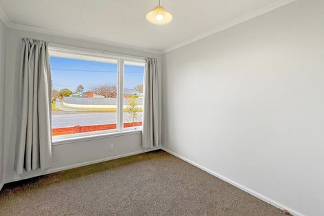 Photo of property in 24 Greendale Avenue, Avonhead, Christchurch, 8042