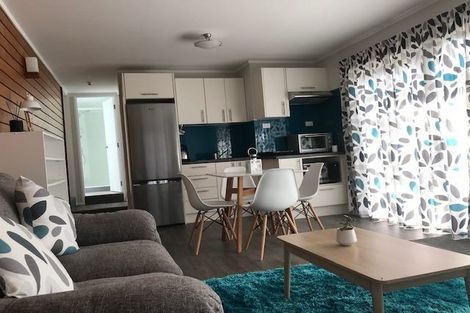 Photo of property in 7 Malvina Place, Bucklands Beach, Auckland, 2014