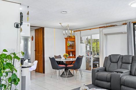 Photo of property in 15 Marinich Drive, Ranui, Auckland, 0612