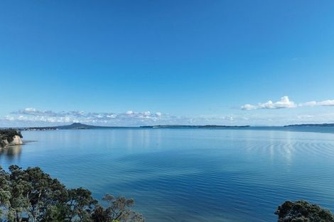 Photo of property in 10 Colleen Court, Cockle Bay, Auckland, 2014