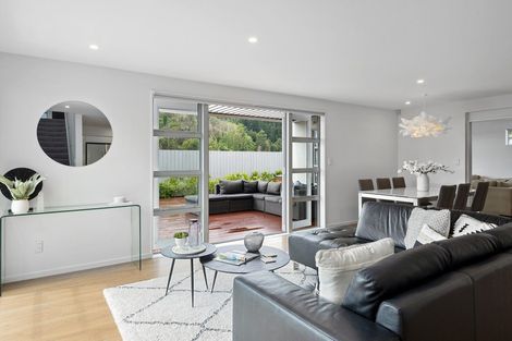 Photo of property in 12 Maurice Knowles Lane, Cashmere, Christchurch, 8022