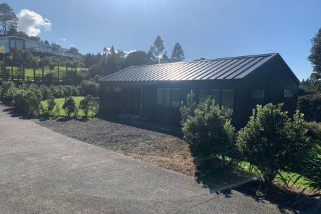 Photo of property in 250 Hillcrest Road, Wainui, 0931