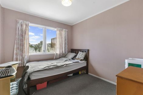 Photo of property in 44 Tamahere Drive, Glenfield, Auckland, 0629