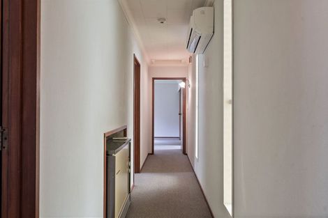 Photo of property in 24 Oxford Street, Lansdowne, Masterton, 5810