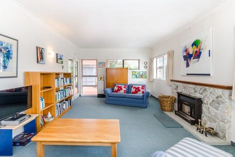 Photo of property in 38 Alexander Road, Raumati Beach, Paraparaumu, 5032