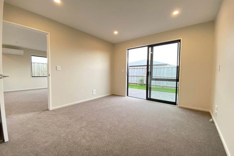 Photo of property in 87 Faringdon Boulevard, Rolleston, 7615