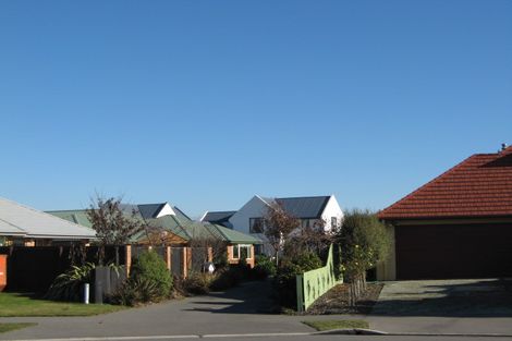 Photo of property in 56 Blue Gum Place, New Brighton, Christchurch, 8083