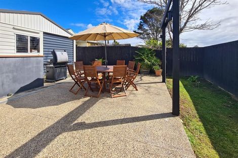 Photo of property in 22 Miriam Corban Heights, Henderson, Auckland, 0612